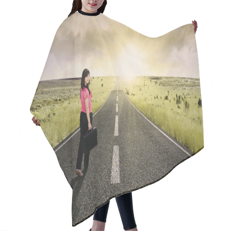 Personality  Businesswoman Standing On The Highway Road 4 Hair Cutting Cape