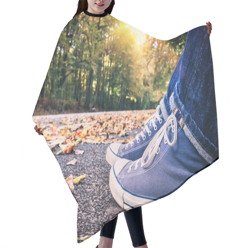 Personality  Young Skater Wearing Trendy Sneakers Hair Cutting Cape