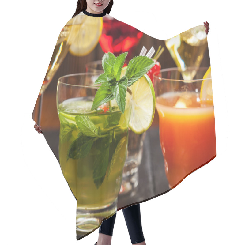 Personality  Party Cocktails And Longdrinks For Summer Hair Cutting Cape