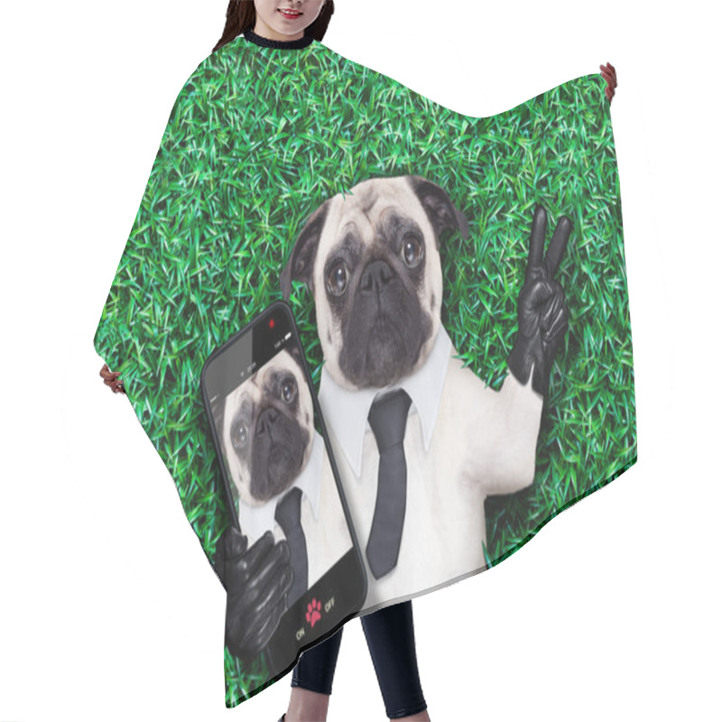 Personality  Selfie Pug Dog Hair Cutting Cape