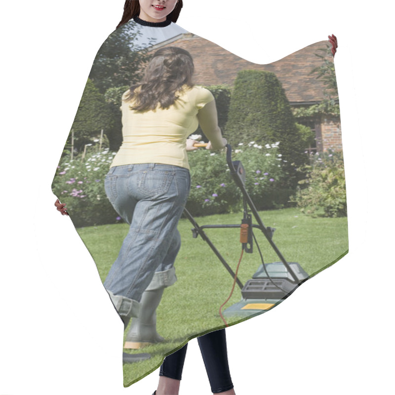 Personality  Woman Mowing Lawn Hair Cutting Cape