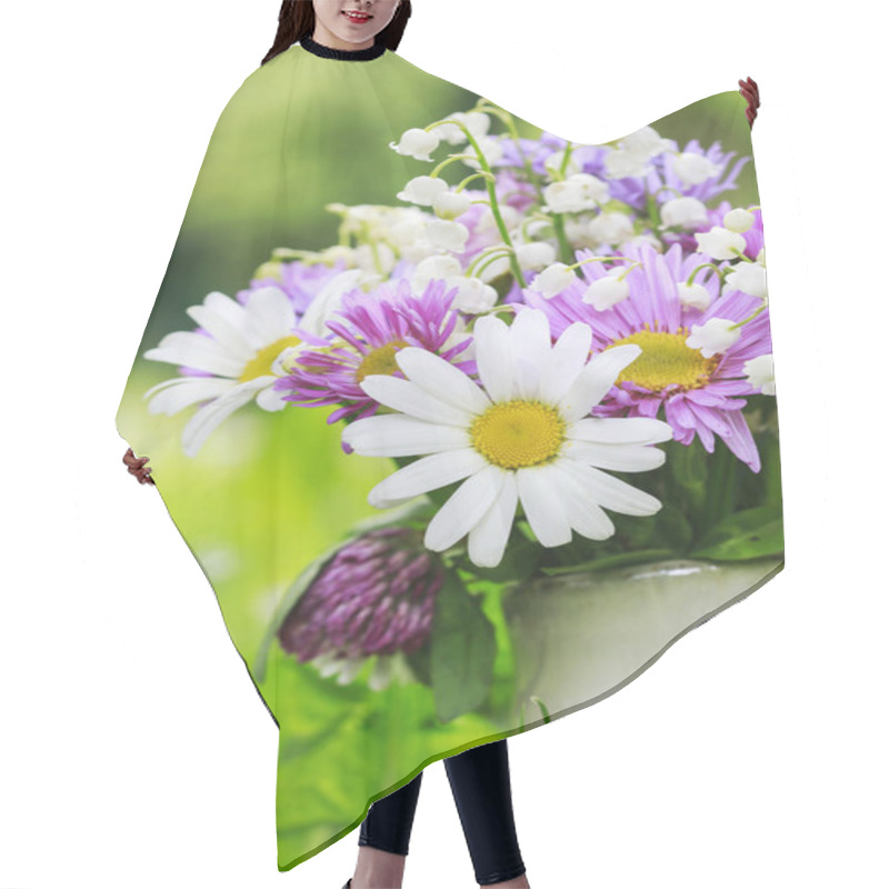 Personality  Cute Bouquet Of Daisies, Carnations, Chamomile And Lily Of The V Hair Cutting Cape