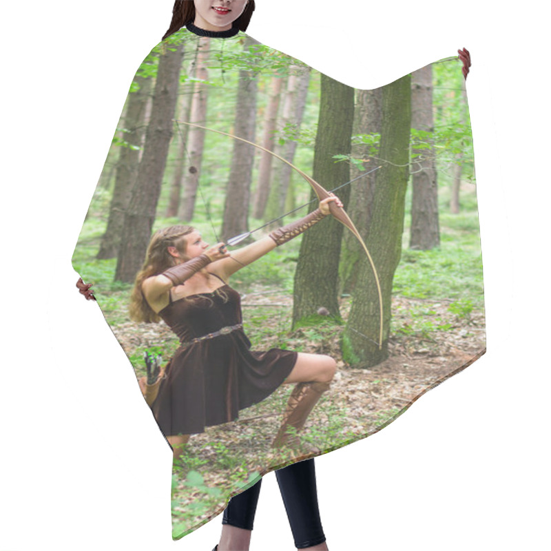 Personality  Young Lady Elf With A Long Bow Hair Cutting Cape