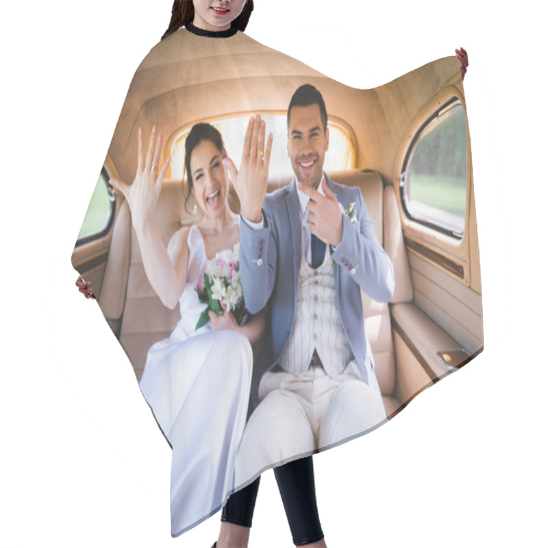 Personality  Blurred Newlyweds Showing Rings In Retro Car  Hair Cutting Cape