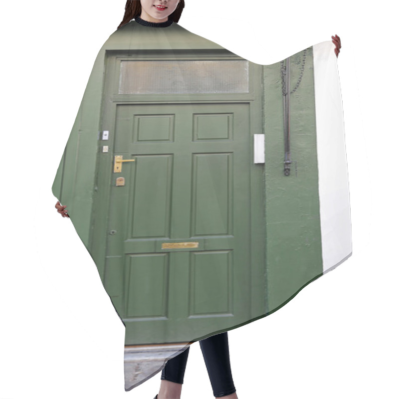 Personality  Green Door London Hair Cutting Cape