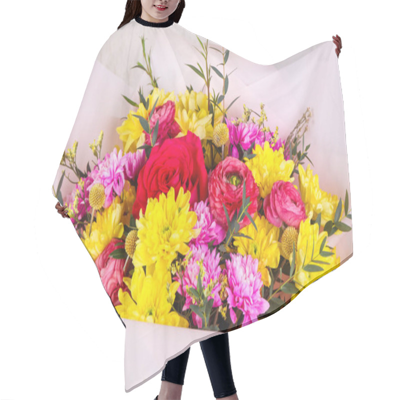 Personality  Romance Bouquet With Various Flower Hair Cutting Cape