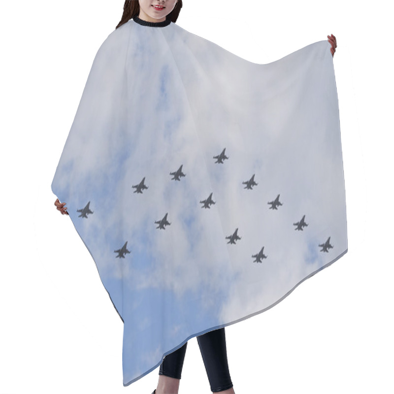 Personality  14 F-16 Fighter Jets In Formation Hair Cutting Cape