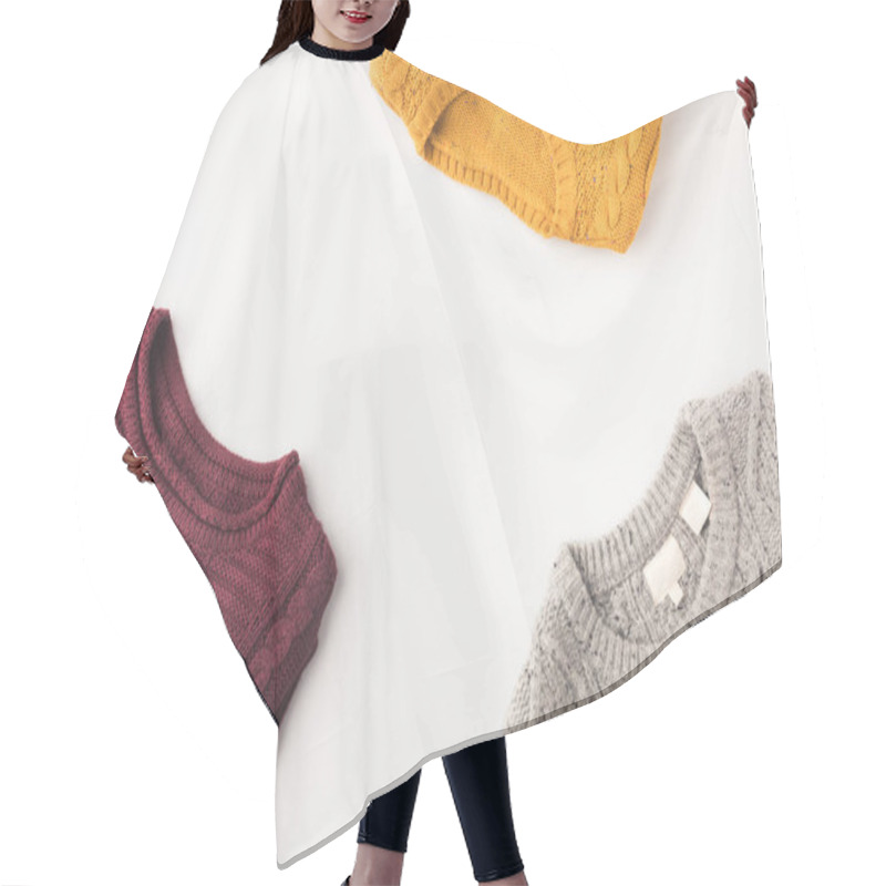 Personality  Grey, Burgundy And Yellow Sweaters Hair Cutting Cape