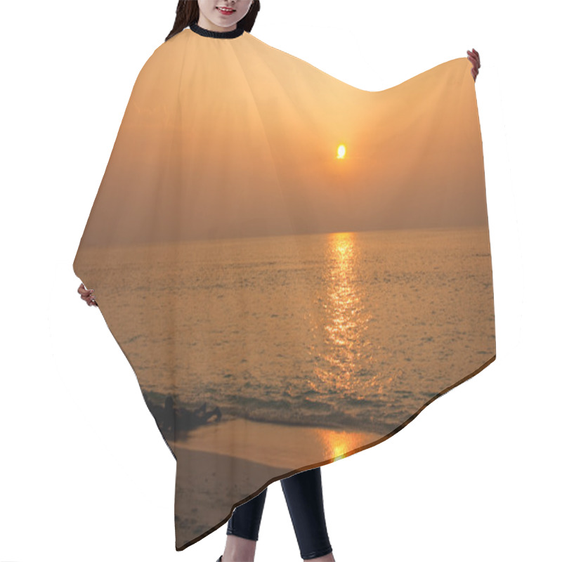 Personality  On Island Hair Cutting Cape