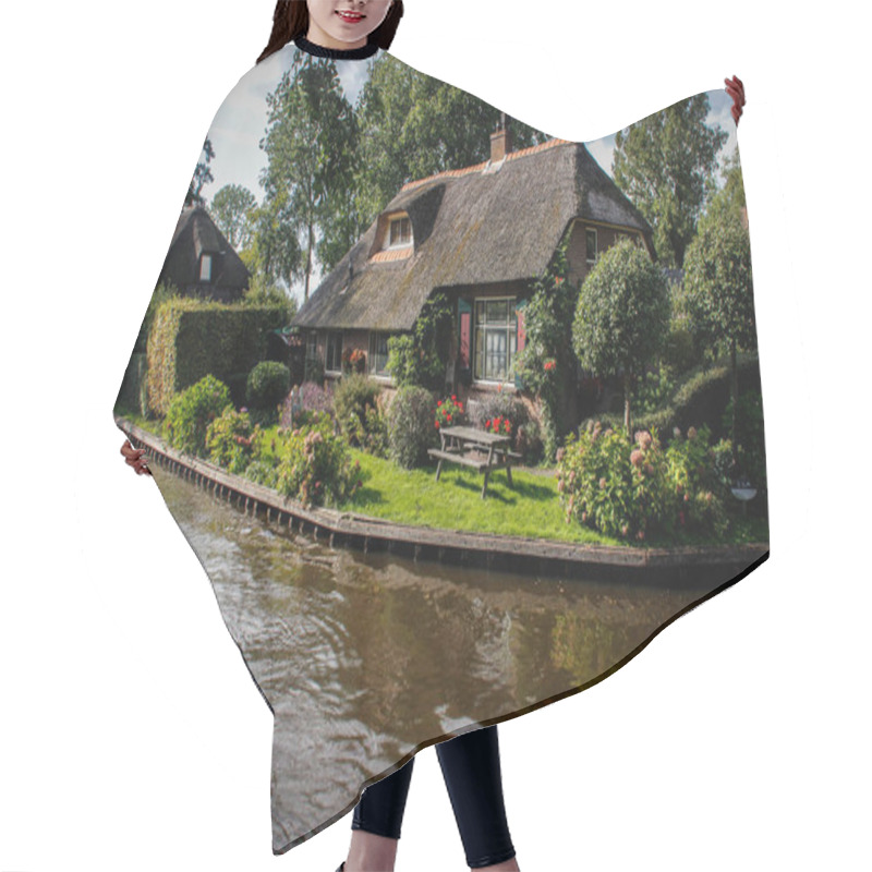 Personality  Giethoorn, Netherlands - September 7, 2018: Beautiful Fairy Village With Channels Which Are Floating Boats And Cozy Traditional Houses Hair Cutting Cape