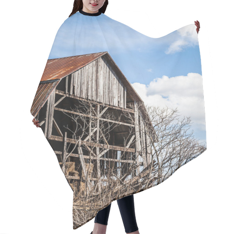 Personality  Old Abandoned Barn Hair Cutting Cape