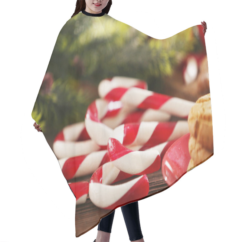 Personality  Christmas Candy Canes With Christmas Decoration Hair Cutting Cape