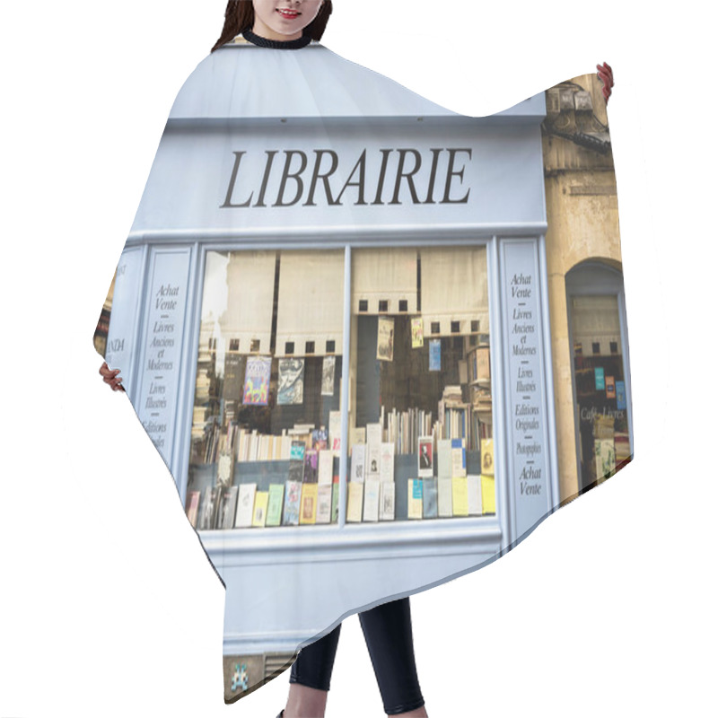 Personality  REIMS  CHAMPAGNE - FRANCE. AUGUST 17, 2017: Bookshop With Wooden Facade Of Ancient Books With A Retro Charm. France. Hair Cutting Cape