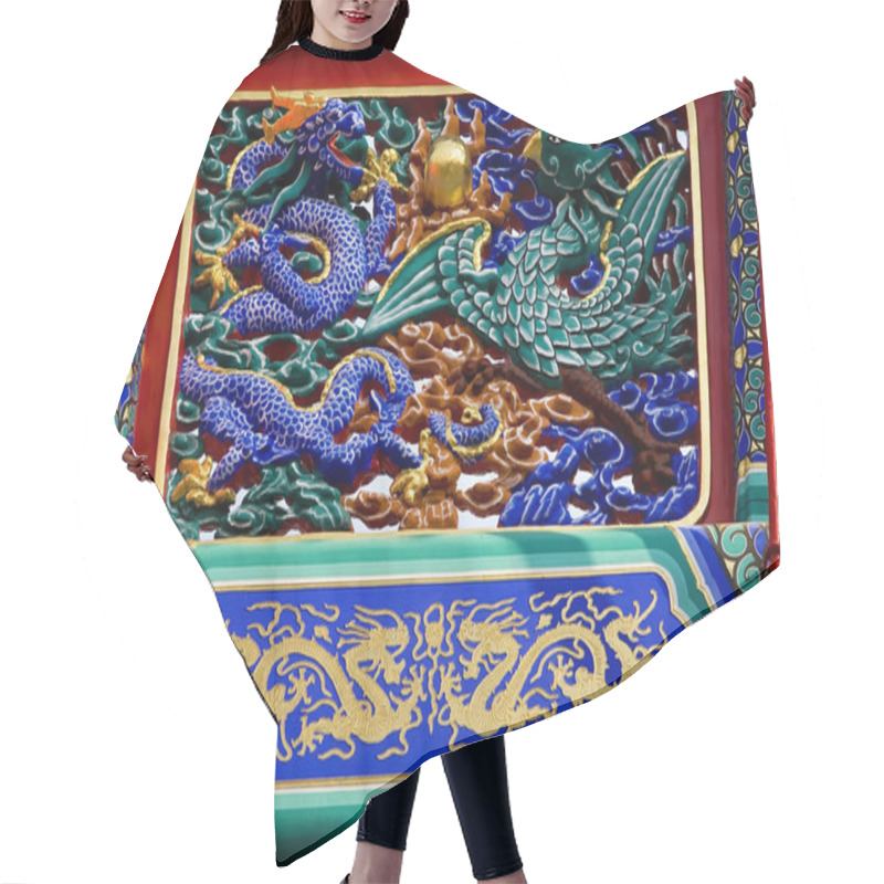 Personality  Dragon Phoenix Details Gate Yonghegong Beijing China Hair Cutting Cape