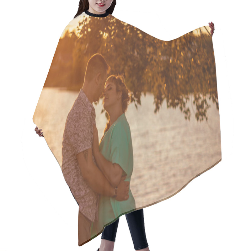 Personality  Romantic Couple Standing And Kissing On Background Summer Lake  Sunset Hair Cutting Cape