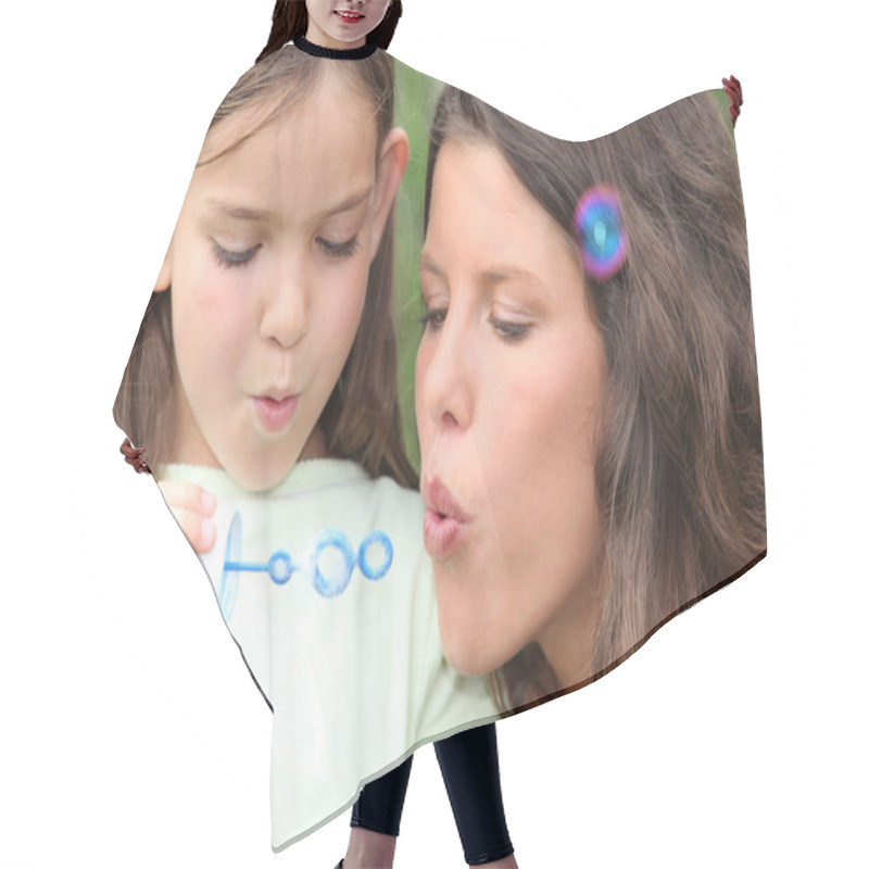 Personality  Mother And Daughter Blowing Bubbles Hair Cutting Cape