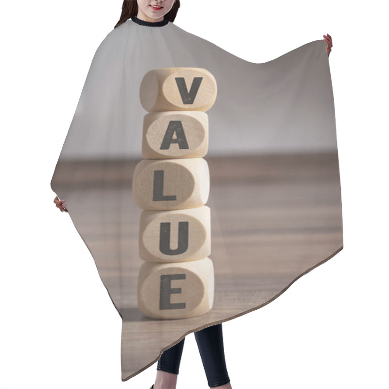 Personality  Cubes Dice With Value On Wooden Background Hair Cutting Cape