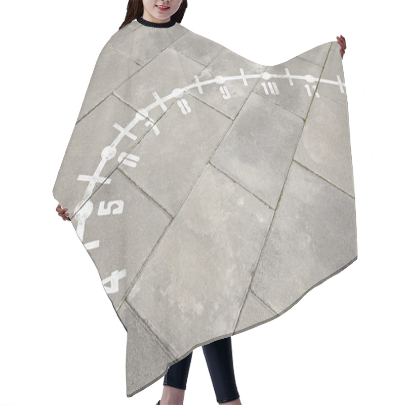 Personality  Sundial Classic Hair Cutting Cape