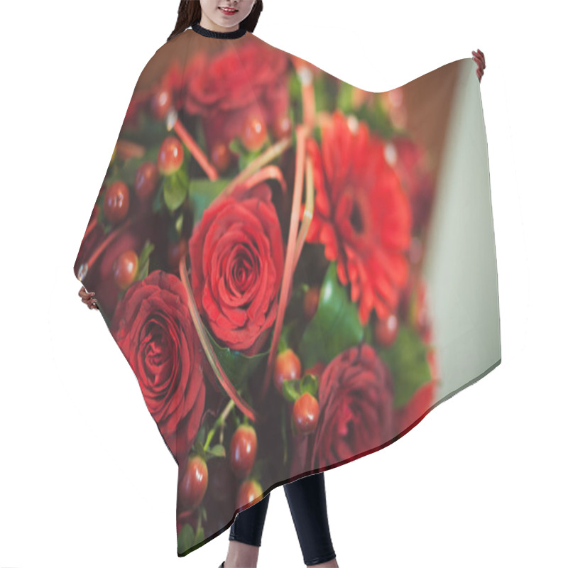 Personality  Red Wedding Bouquet Hair Cutting Cape