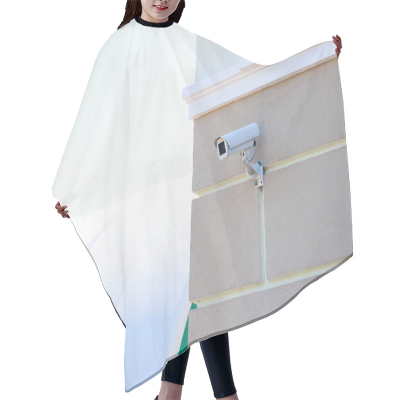 Personality  The Surveillance Camera Hair Cutting Cape