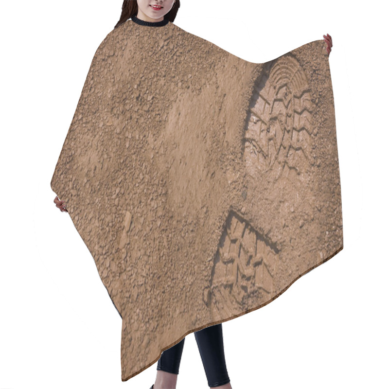 Personality  Bootprint On Mud Hair Cutting Cape