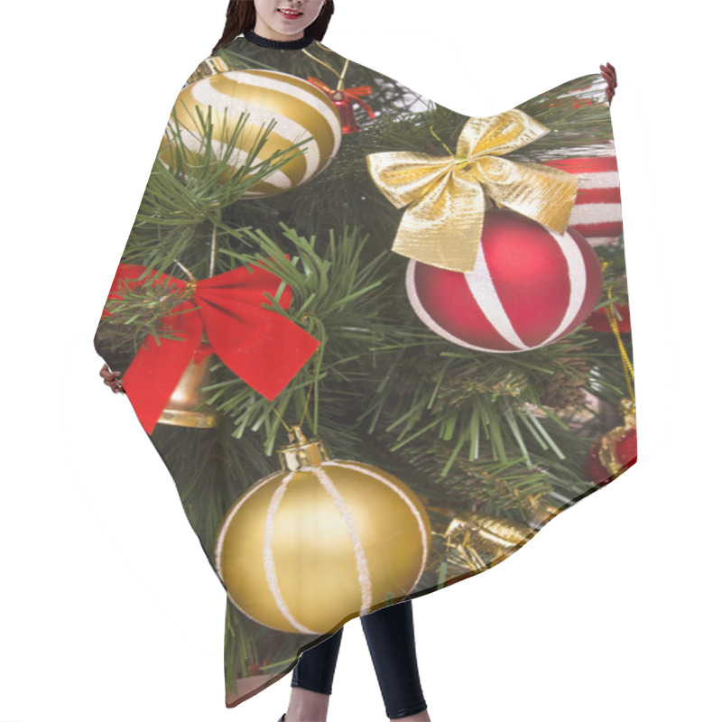 Personality  Fragment Of Christmas Tree Decorated Hair Cutting Cape