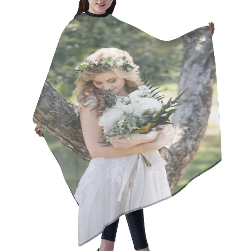 Personality  Floral Hair Cutting Cape