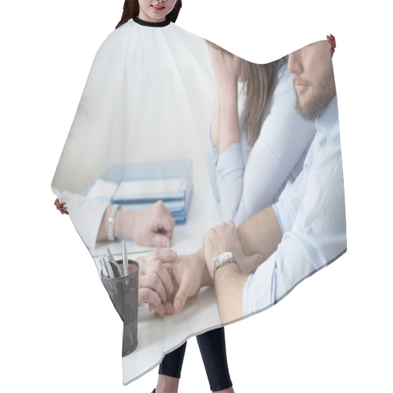 Personality  Broken Down Couple Hair Cutting Cape