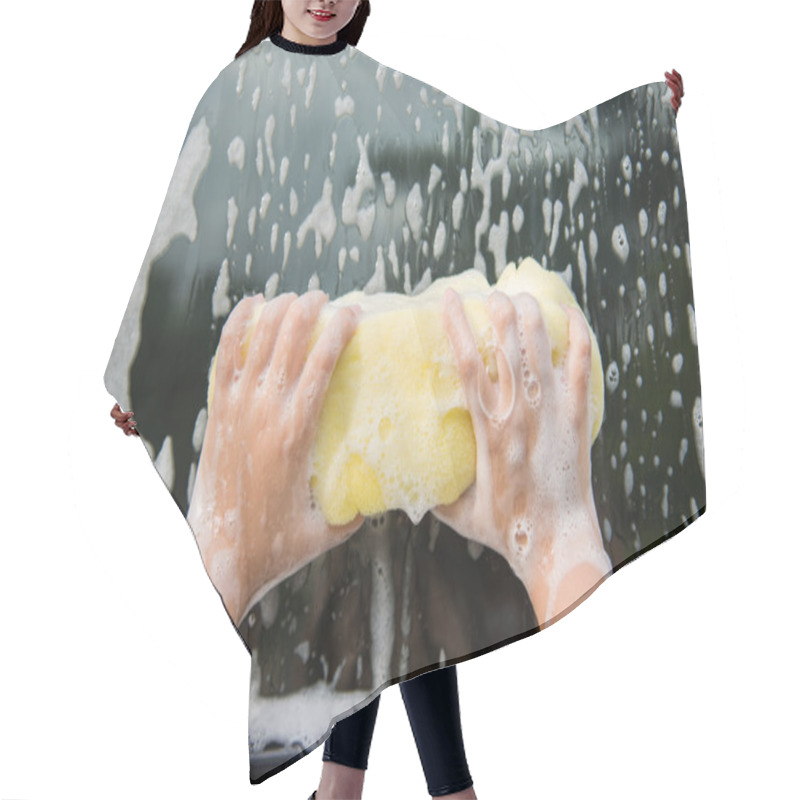 Personality  Child's Hand With Yellow Sponge Hair Cutting Cape