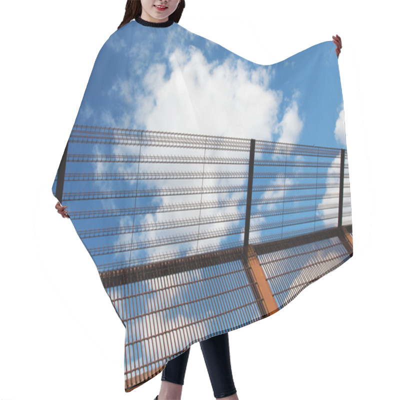 Personality  Security Fence Against The Blue Sky Hair Cutting Cape