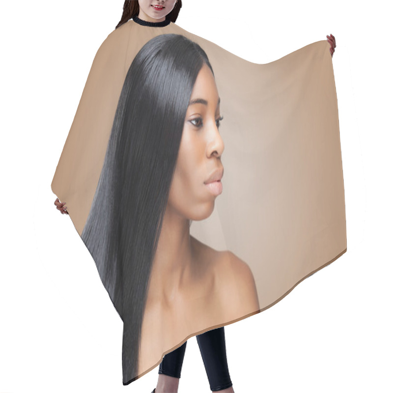 Personality  Beautiful Black Woman With Long Straight Hair Hair Cutting Cape