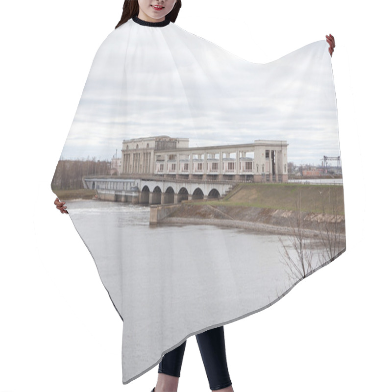 Personality  Water Barrier Dam Hair Cutting Cape