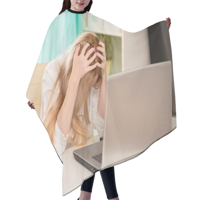 Personality  Confused Young Woman Looking On Laptop At Home Feeling Bewildered By No Connection, Reading Online News In Internet. Hair Cutting Cape