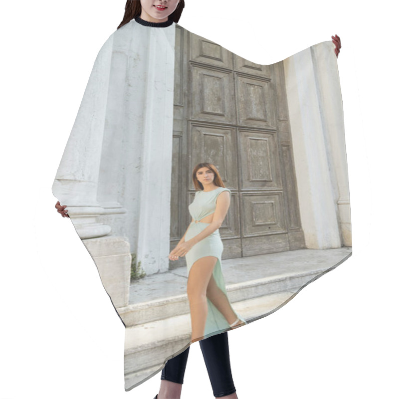 Personality  Full Length Of Trendy Woman Looking At Camera On Stairs Of Medieval Building In Venice Hair Cutting Cape