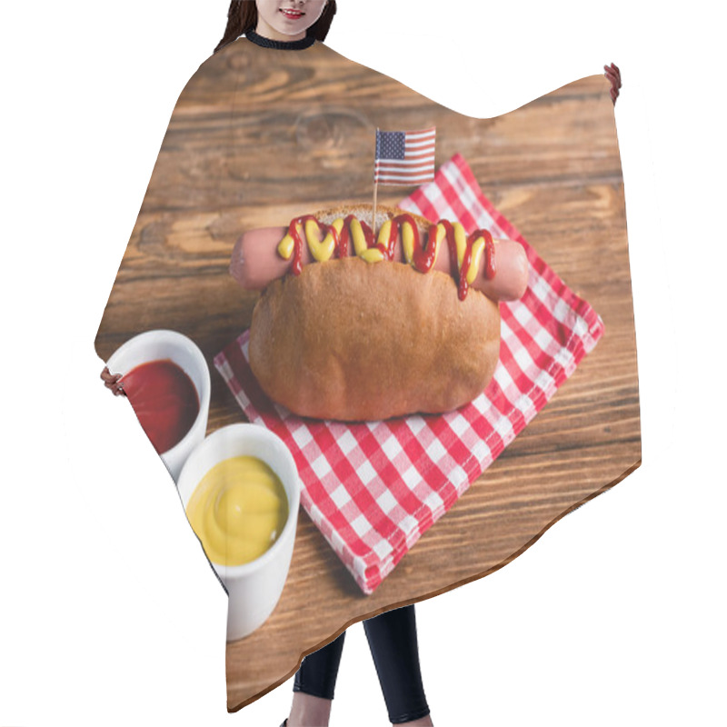 Personality  Delicious Hot Dog With Small Usa Flag Near Bowls With Ketchup And Mustard On Wooden Table Hair Cutting Cape