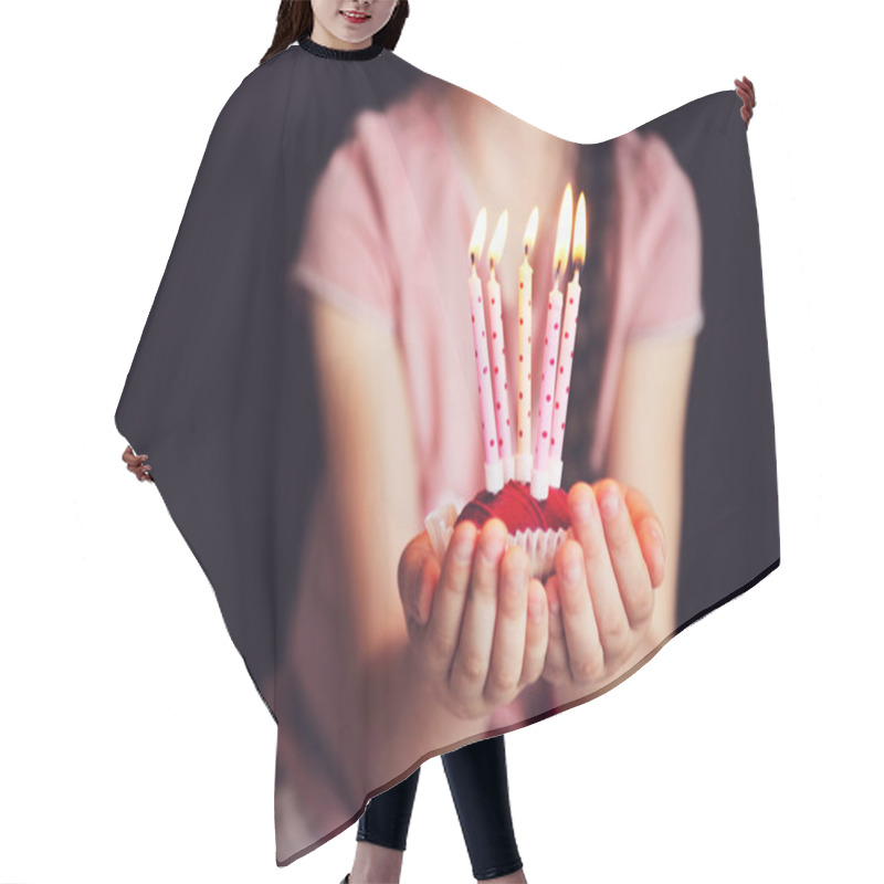 Personality  Child Girl Holding A Cupcake With Five Candles Hair Cutting Cape