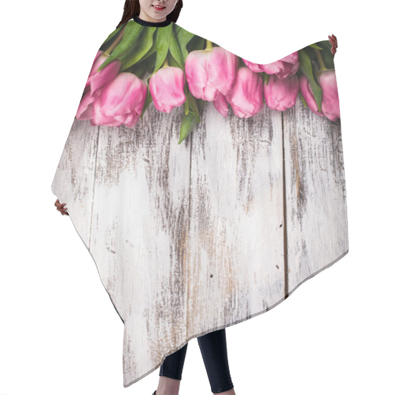 Personality  Pink Tulips Over Wooden Table Hair Cutting Cape