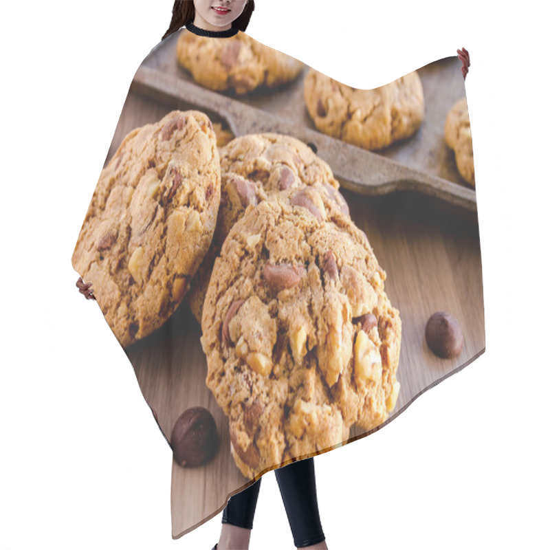 Personality  Homemade Chocolate Chip Cookies With Walnuts Hair Cutting Cape