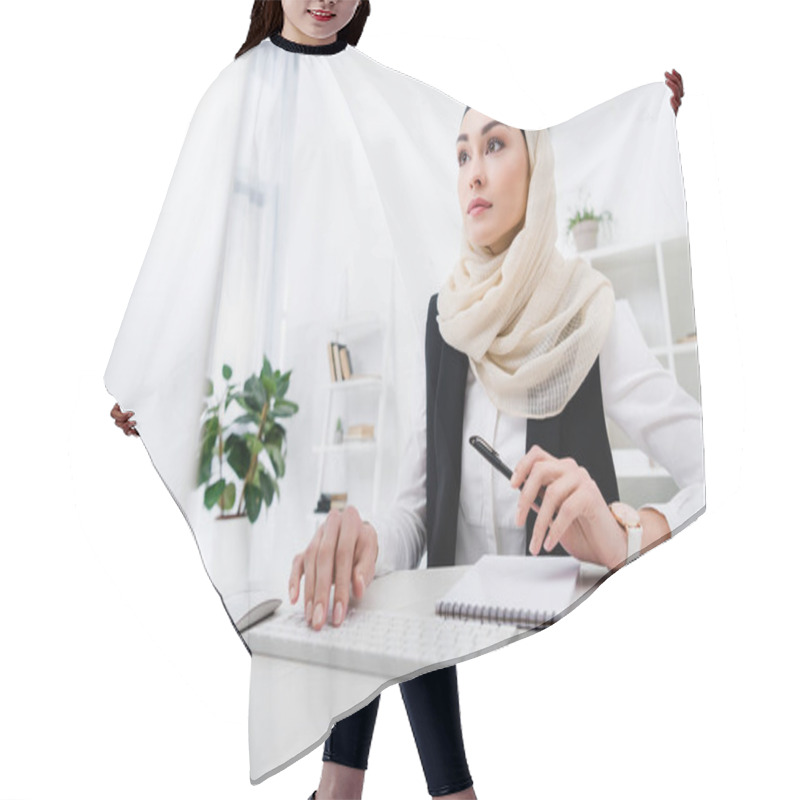 Personality  Portrait Of Focused Arabic Businesswoman Working On Computer In Office Hair Cutting Cape