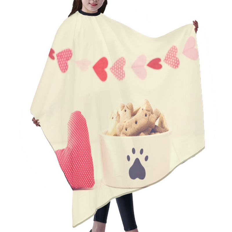 Personality  Dog Treats On Bowl With A Heart Cushion Hair Cutting Cape