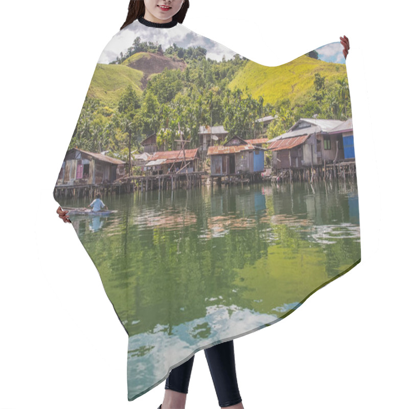 Personality  Lake Sentani Hair Cutting Cape