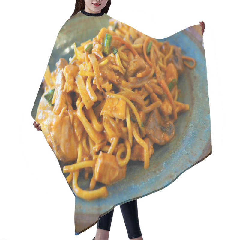 Personality  Traditional Chinese Pork In Sweet Sour Sauce Hair Cutting Cape