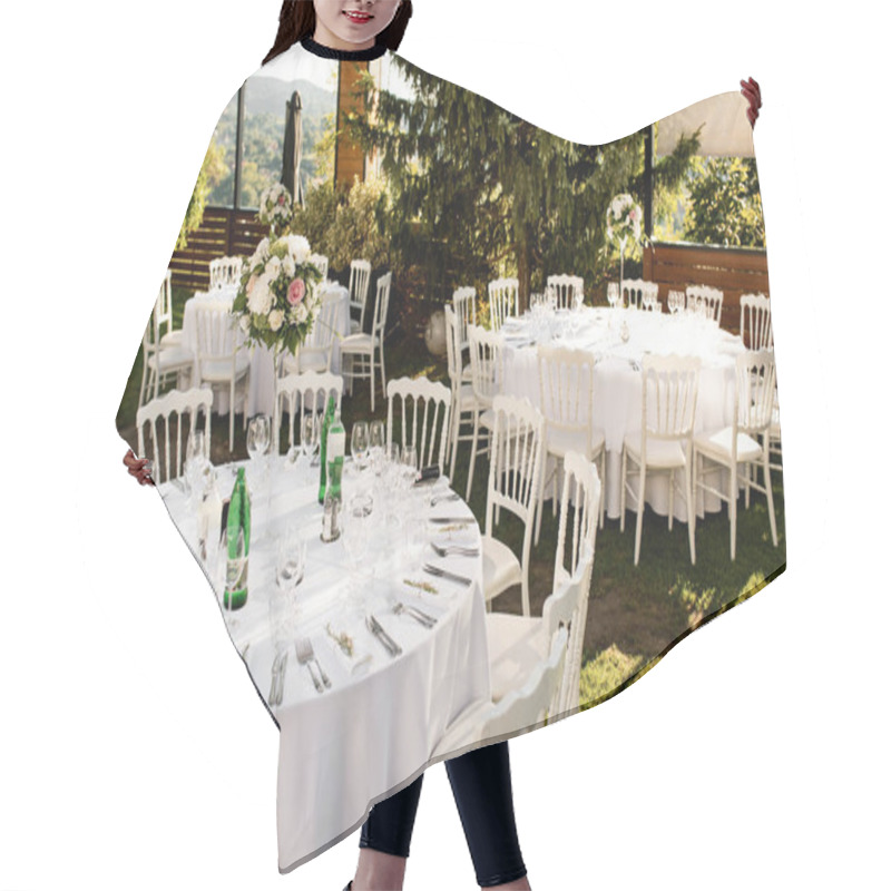 Personality  Elegant Place Setting At Wedding Reception In A Garden. Hair Cutting Cape