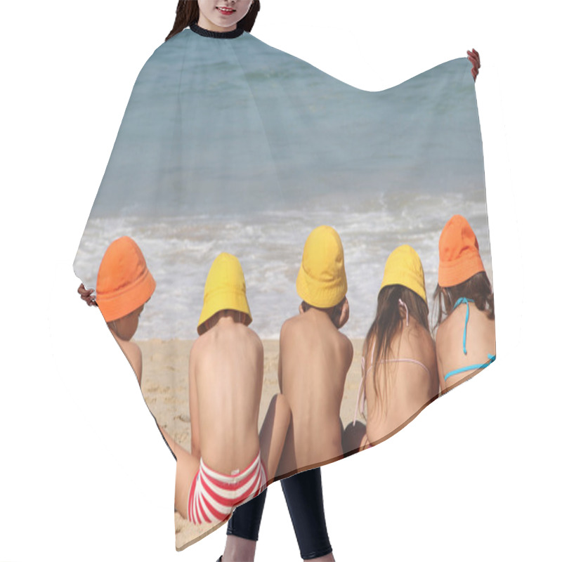 Personality  Cute Children On The Beach Hair Cutting Cape