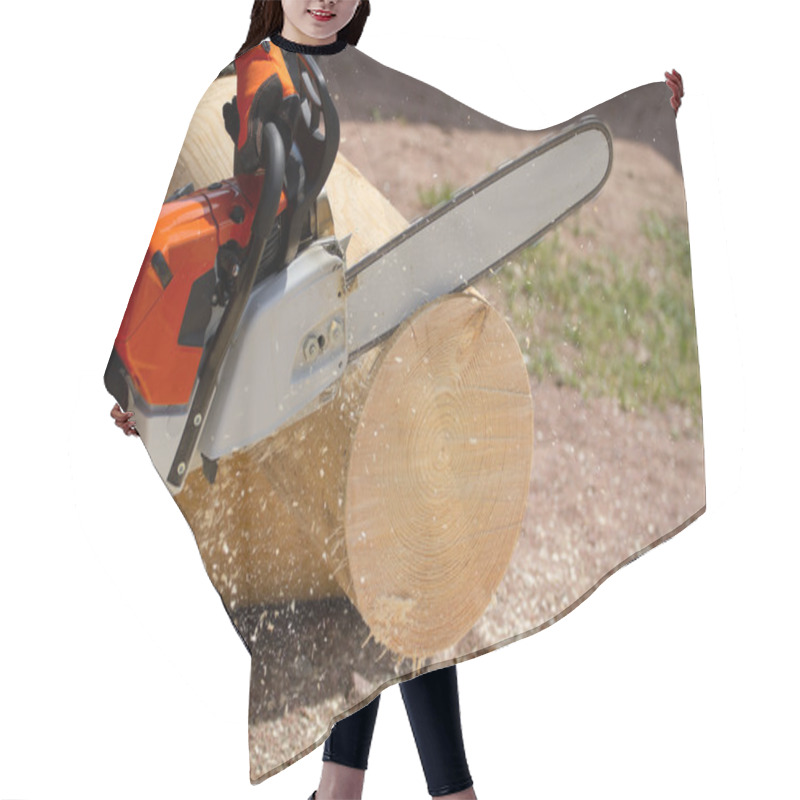 Personality  Man With Chainsaw Hair Cutting Cape