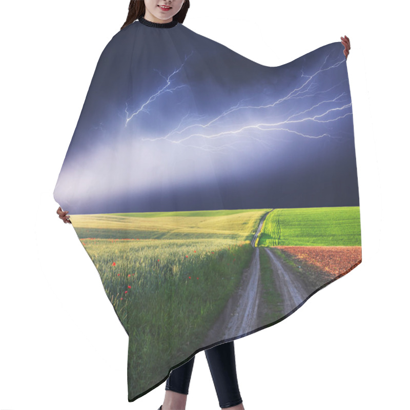 Personality  Lightning Hair Cutting Cape