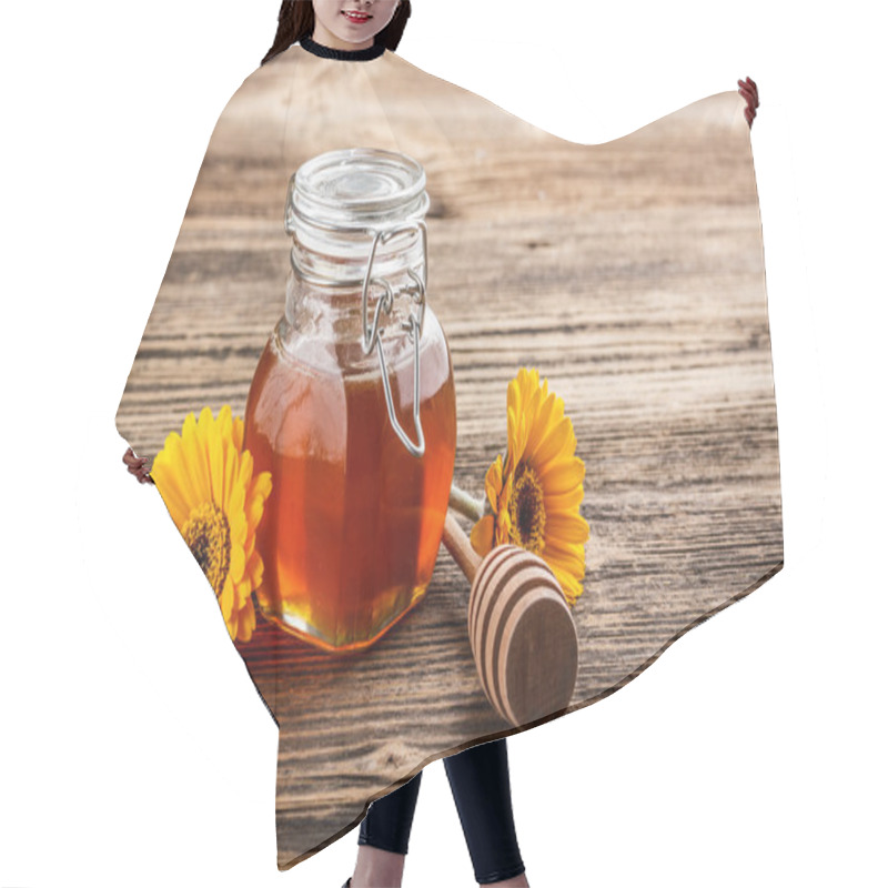 Personality  Sweet Honey In Jar Hair Cutting Cape