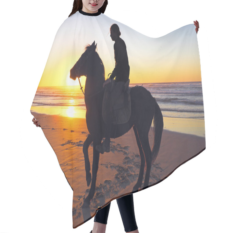 Personality  Horse Riding Hair Cutting Cape