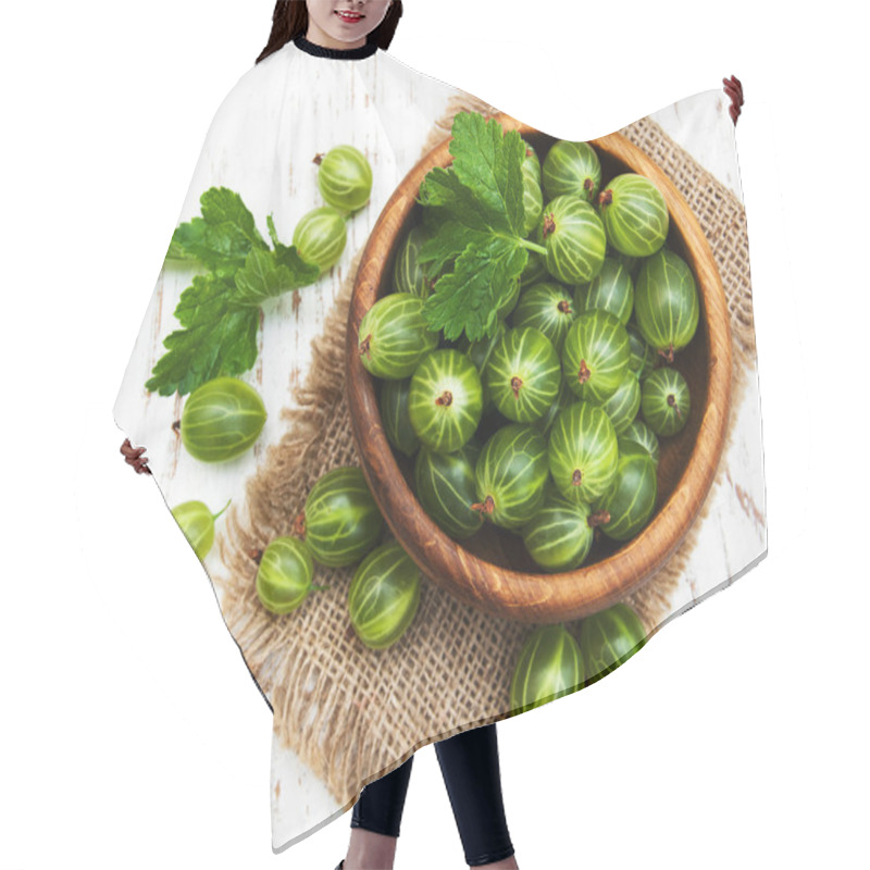 Personality  Gooseberries With Leaves Hair Cutting Cape