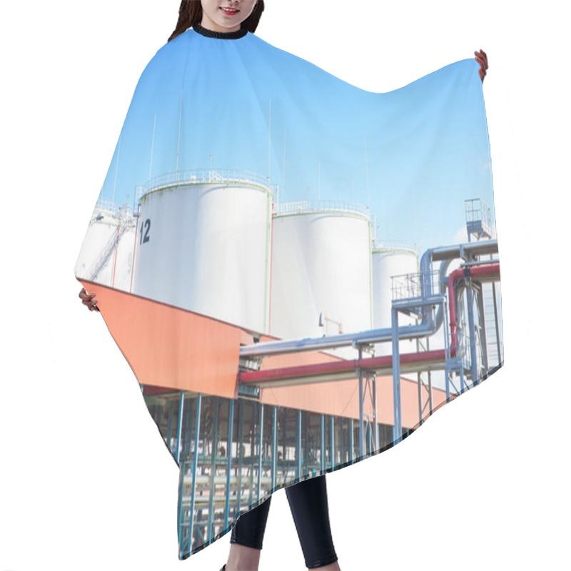 Personality  Oil Storage Industrial Park Hair Cutting Cape